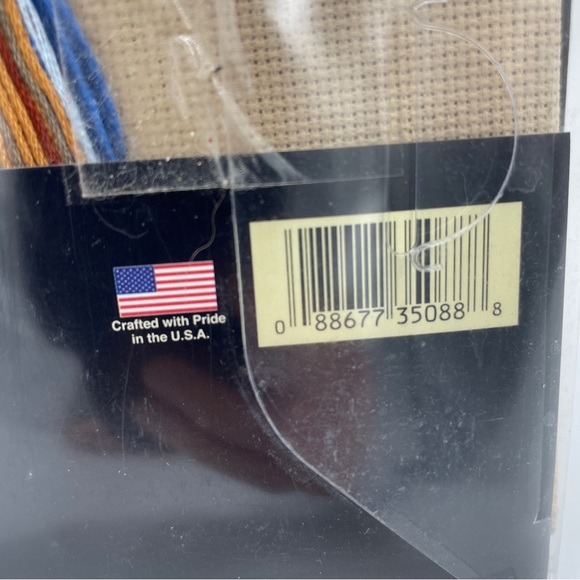 Dimensions Gold Collection Max in the Adirondacks - Picture 9 of 10